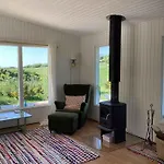 Peaceful By The And Nature Σπίτι διακοπών
