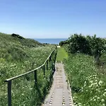 Peaceful By The And Nature Σπίτι διακοπών *